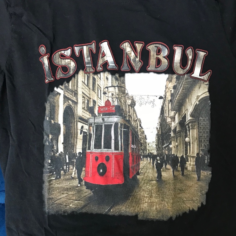 Istanbul Tee